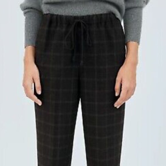 Group by Babaton Jimmy Pants - Picture 2 of 2